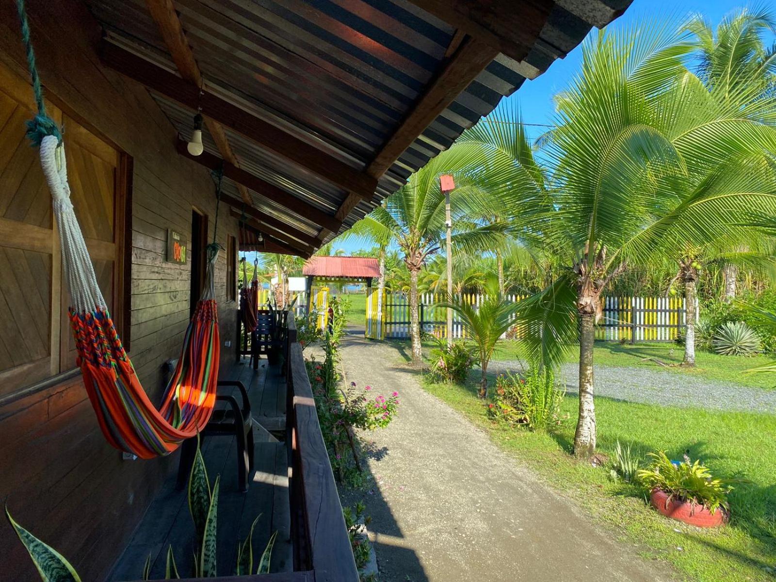 Cabanas Iracas Del Mar Nuquí Exteriör bild