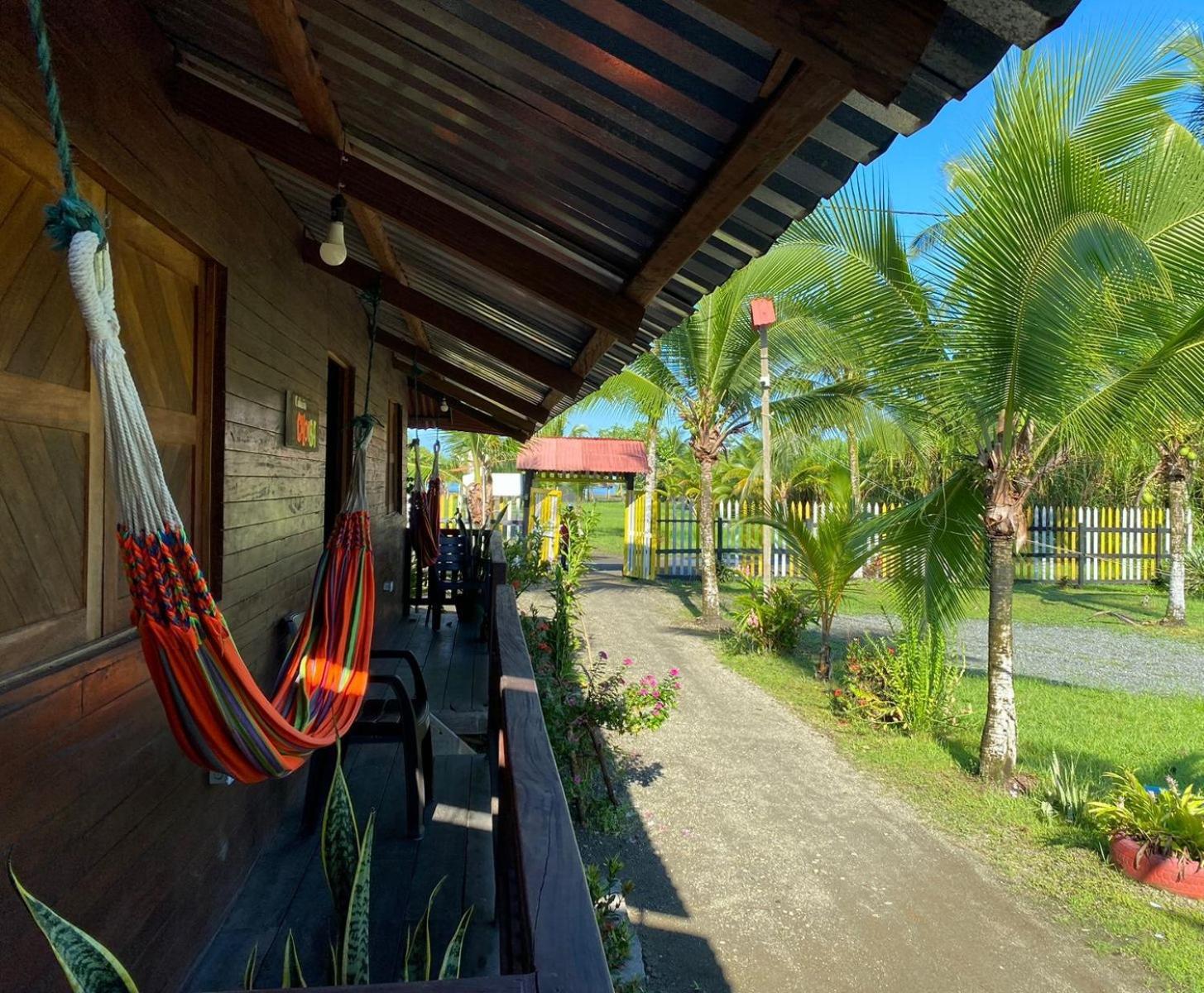 Cabanas Iracas Del Mar Nuquí Exteriör bild